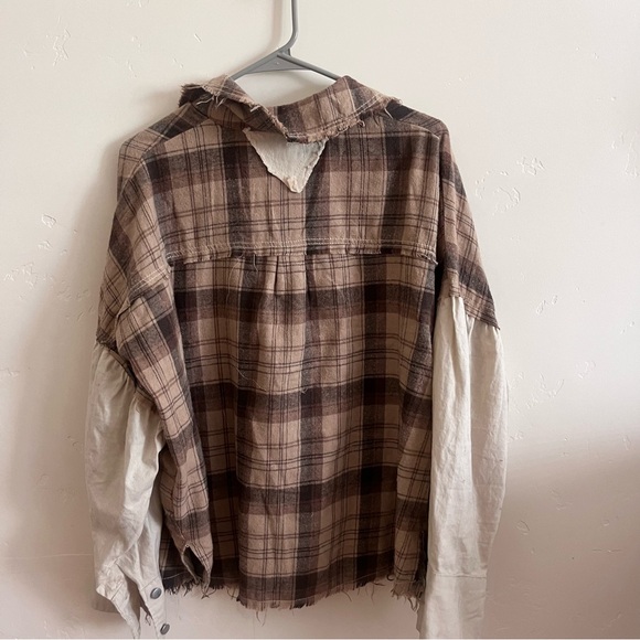 Adorable two toned flannel size medium but fits all sizes! - Picture 3 of 3
